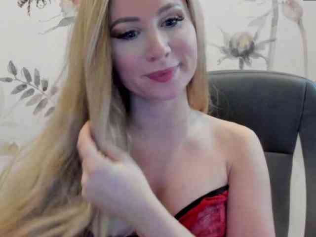 SweetMirande webcam