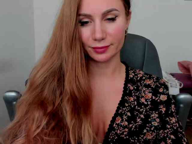 SweetMirande webcam