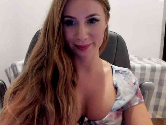 SweetMirande webcam
