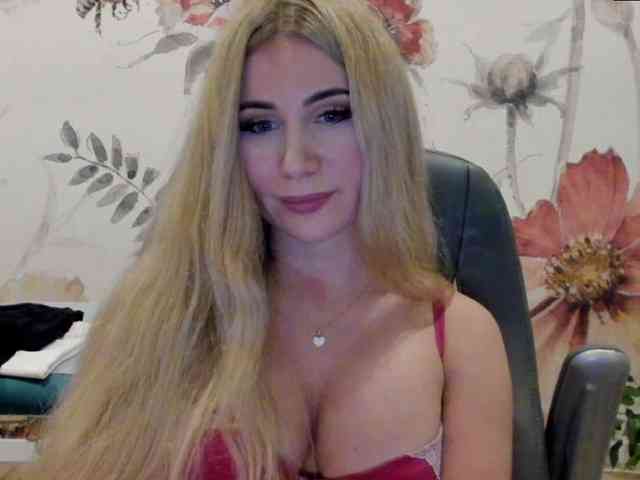 SweetMirande webcam