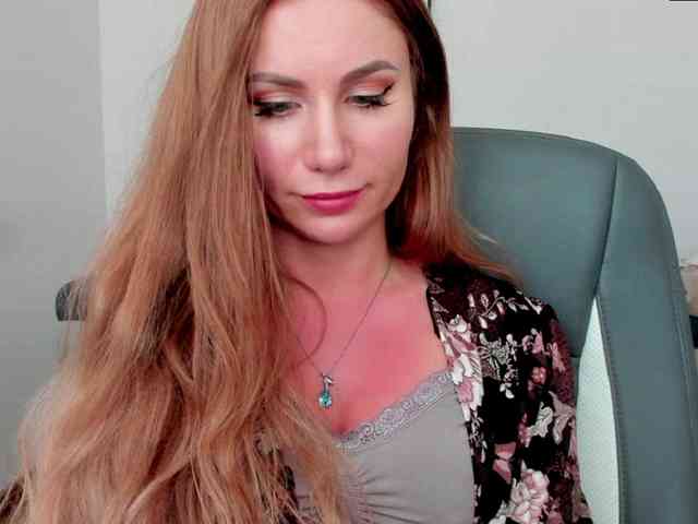 SweetMirande webcam