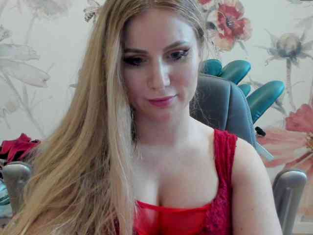 SweetMirande webcam