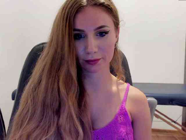 SweetMirande webcam