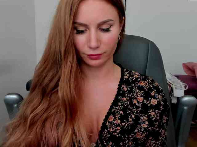 SweetMirande webcam