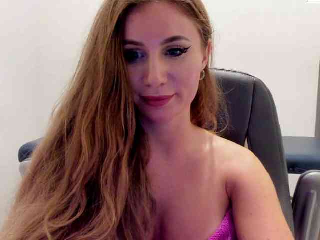 SweetMirande webcam