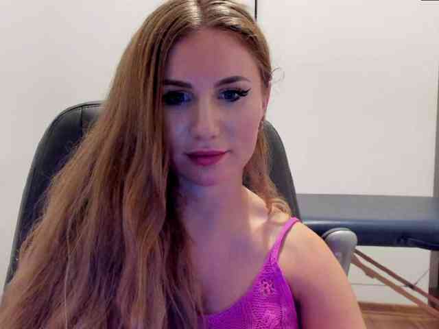 SweetMirande webcam