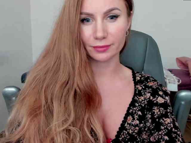 SweetMirande webcam