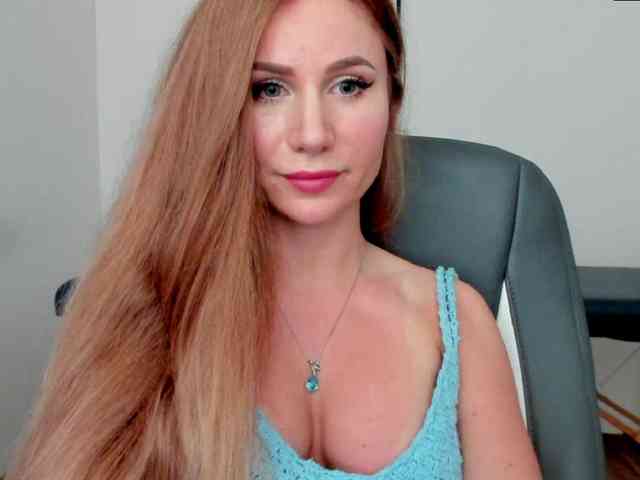 SweetMirande webcam