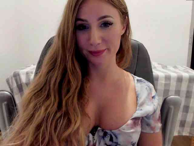 SweetMirande webcam