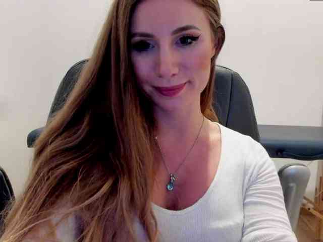 SweetMirande webcam