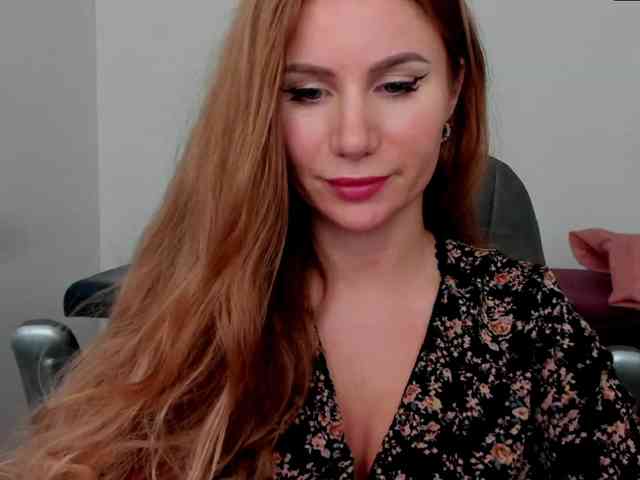 SweetMirande webcam