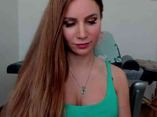SweetMirande webcam