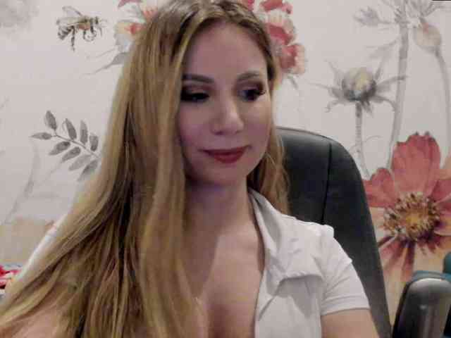 SweetMirande Live Webcam on BongaCams