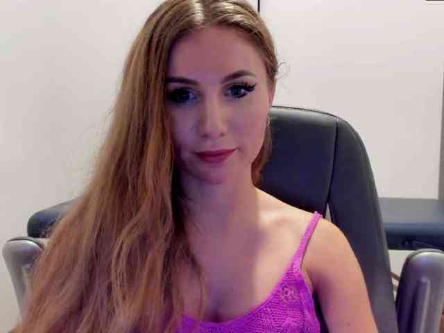 SweetMirande webcam