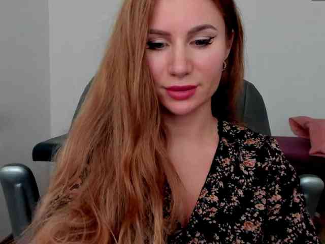 SweetMirande webcam