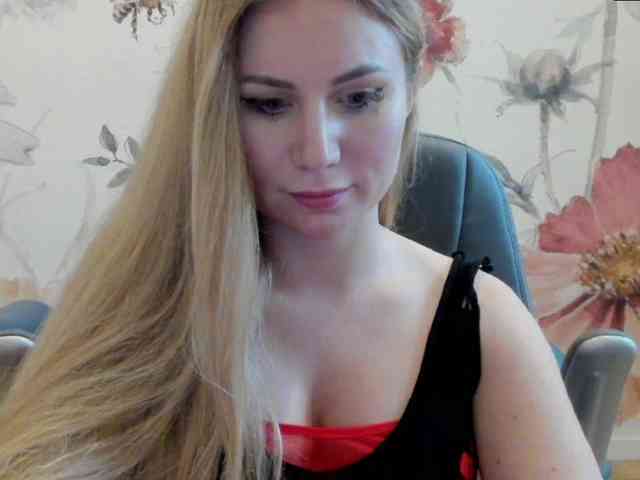 SweetMirande webcam