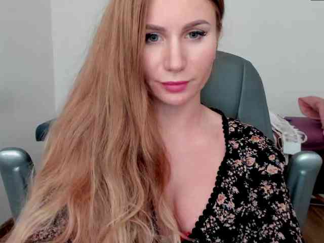SweetMirande webcam