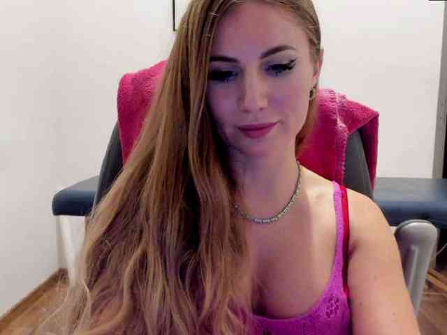 SweetMirande webcam