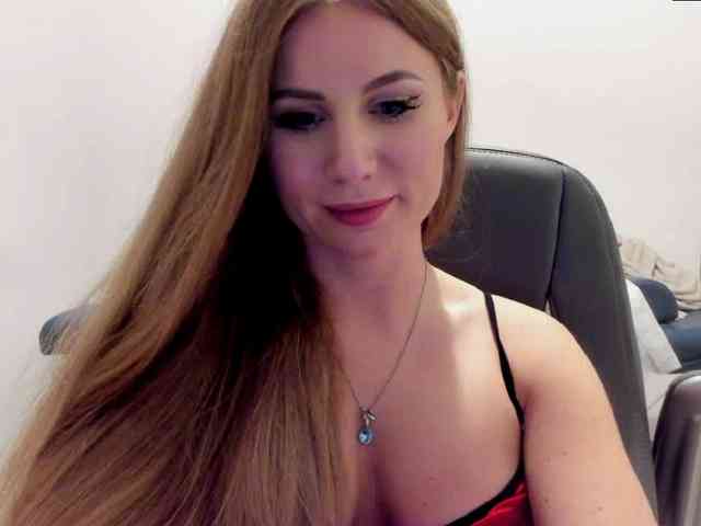 SweetMirande webcam