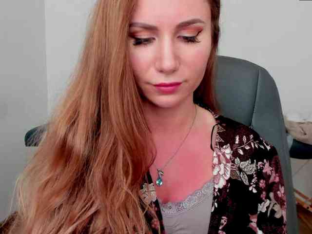 SweetMirande webcam