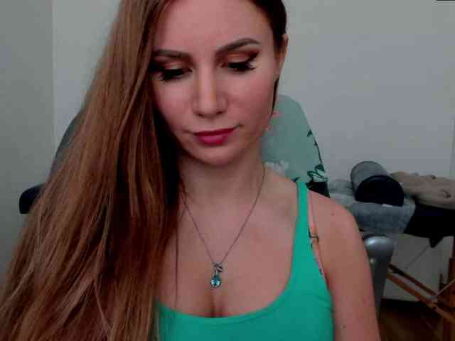 SweetMirande webcam
