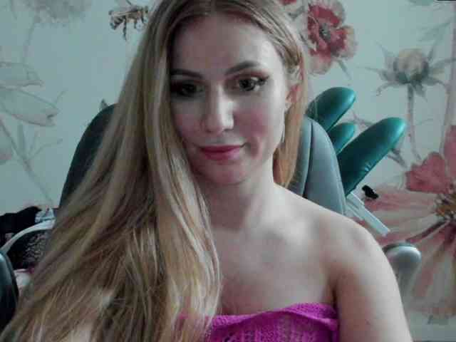 SweetMirande webcam