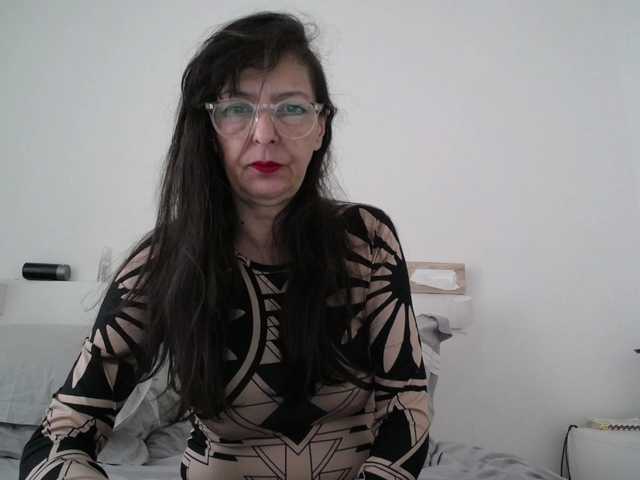 Maitresse-Elsa — Domination humiliation pour soumis obeissant