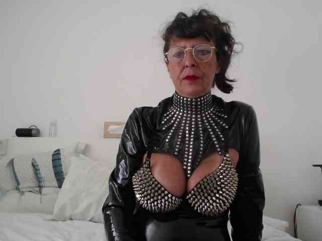 Maitresse-Elsa webcam