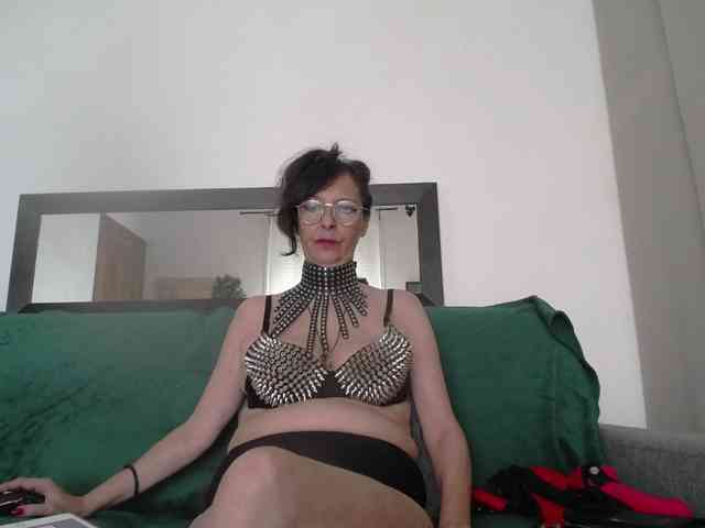 Maitresse-Elsa webcam