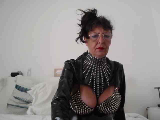 Maitresse-Elsa webcam