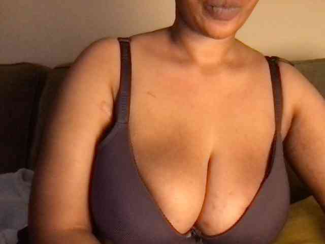 Africana002 webcam