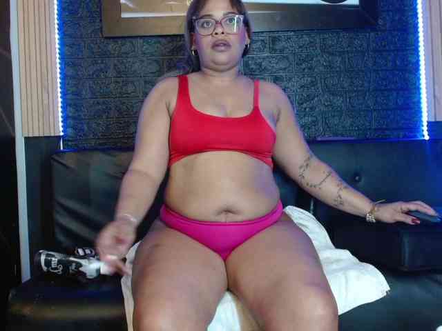 kendraruiz83 webcam