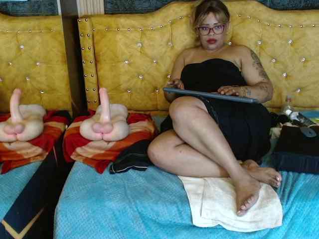 kendraruiz83 webcam
