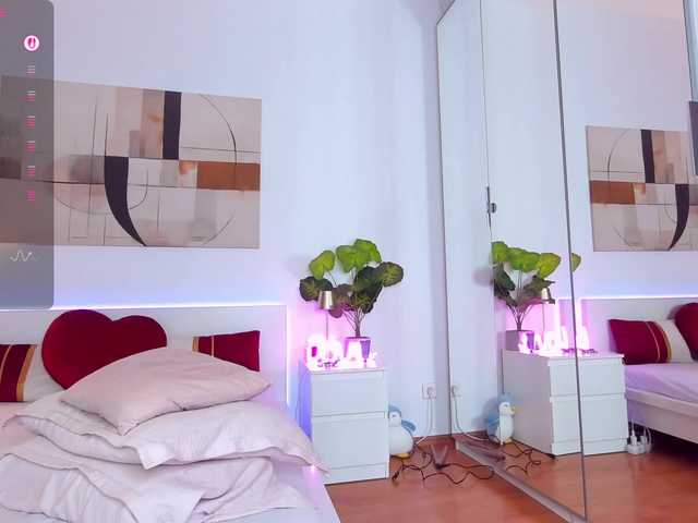 Nadeen69Nadia's BongaCams show and profile