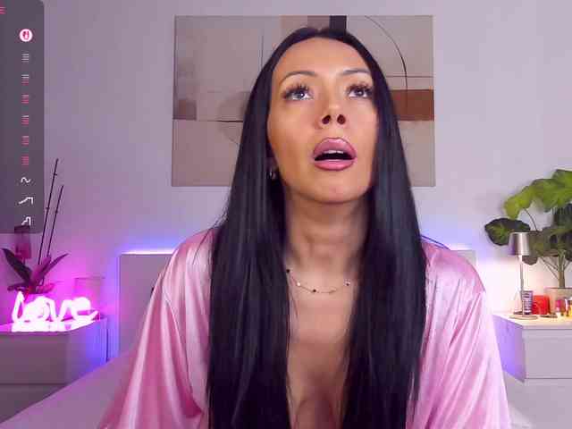 Nadeen69Nadia webcam