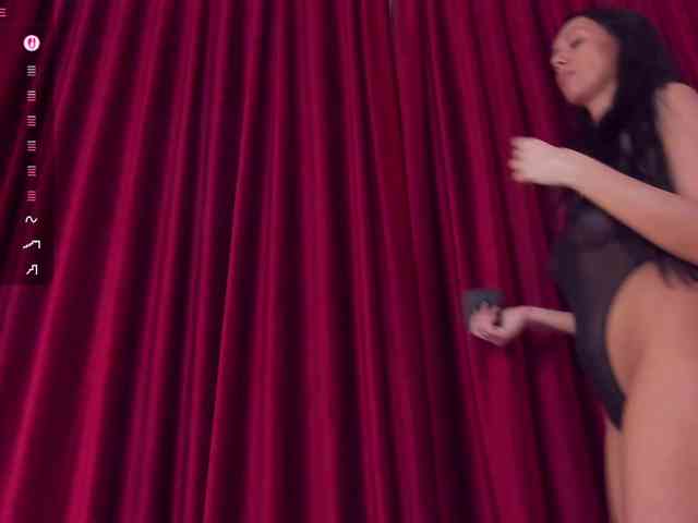 Nadeen69Nadia webcam