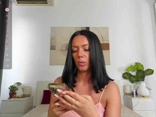 Nadeen69Nadia webcam