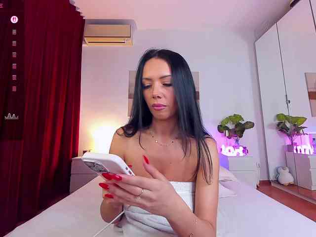 Nadeen69Nadia webcam