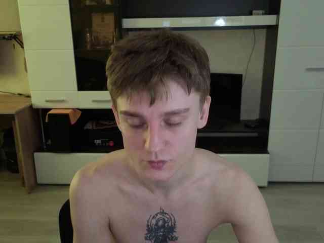 crybaby282 crybaby282