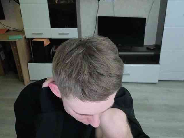 crybaby282 crybaby282