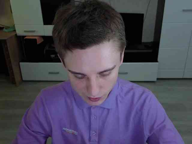 crybaby282 crybaby282