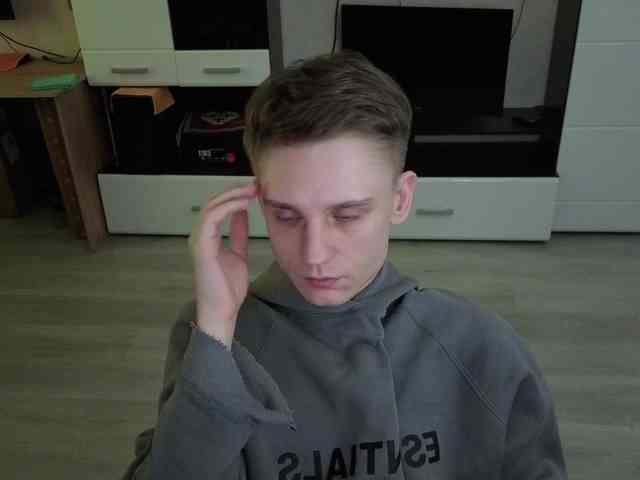 crybaby282 crybaby282