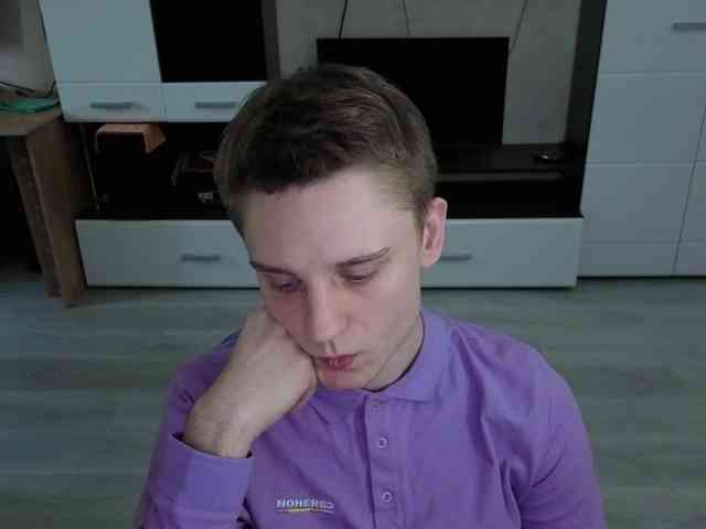 crybaby282 crybaby282