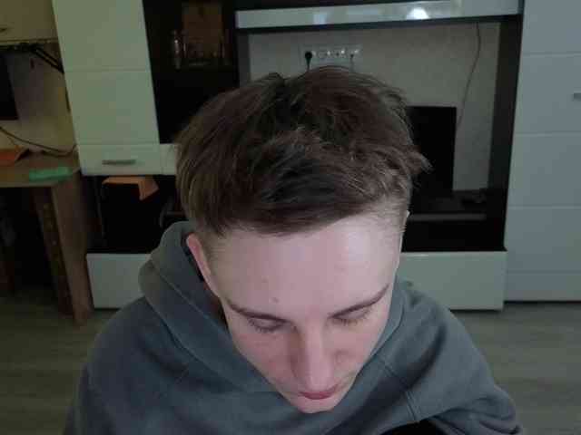 crybaby282 crybaby282