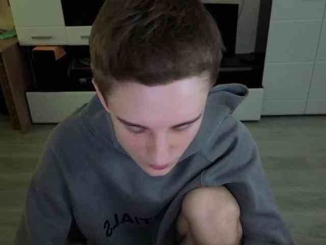 crybaby282 crybaby282