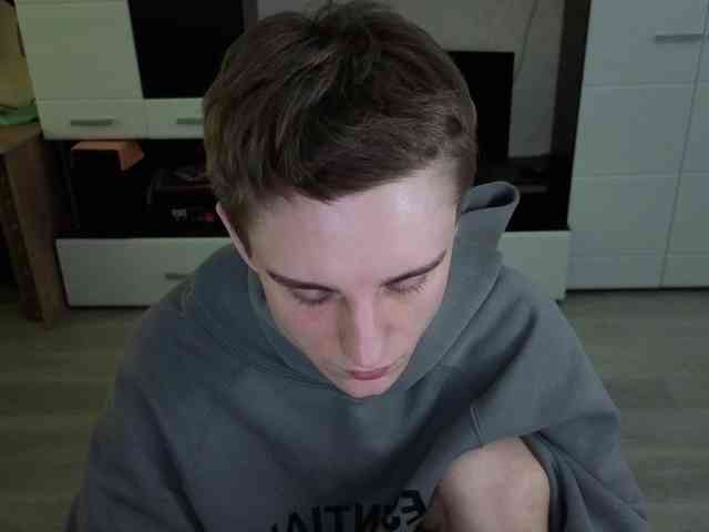 crybaby282 crybaby282