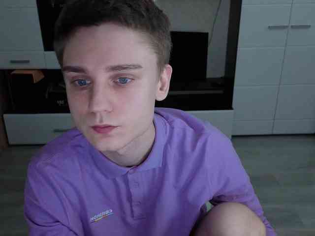 crybaby282 crybaby282