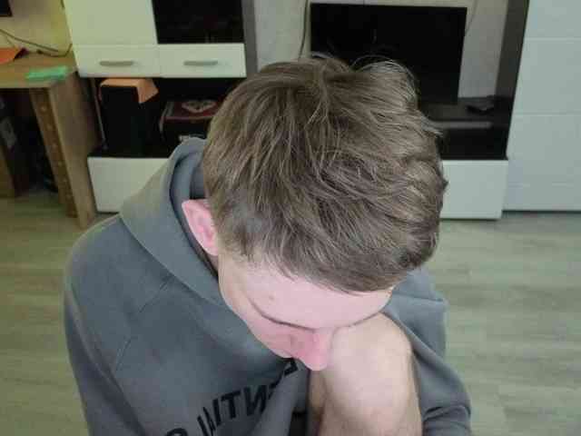 crybaby282 crybaby282