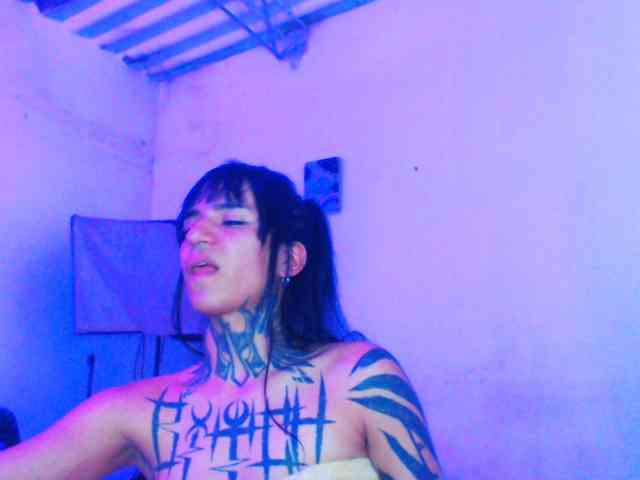 JazmiiWolf Live Webcam on BongaCams