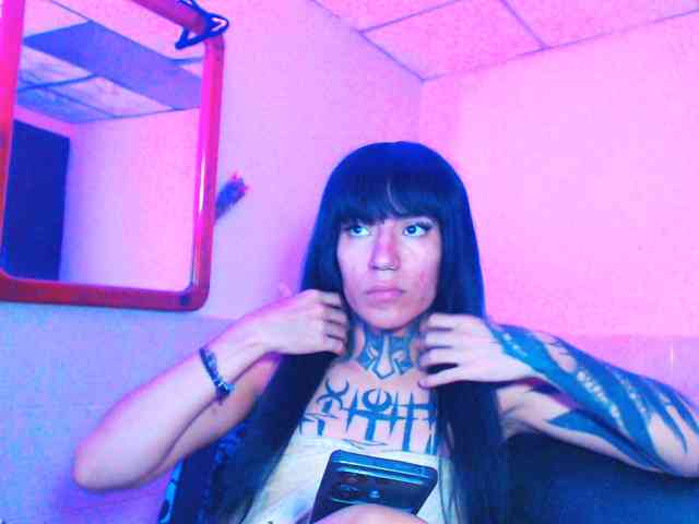 JazmiiWolf Live Webcam on BongaCams